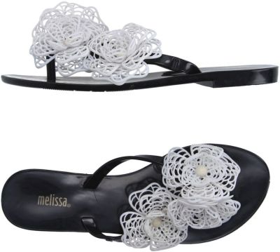 Bazár - 40 egyedi szandál nyárra 15.000Ft alatt - DIVAT&STÍLUS - Stílusiskola - bazár, divat, stílus, szandálok, 