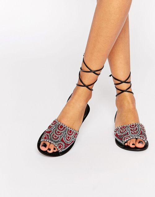 Bazár - 40 egyedi szandál nyárra 15.000Ft alatt - DIVAT&STÍLUS - Stílusiskola - bazár, divat, stílus, szandálok, 