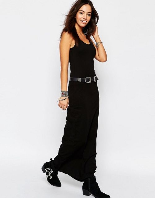 Bazár - Különleges kis fekete ruhák 7.000Ft alatt - DIVAT&STÍLUS - Stílusiskola - 