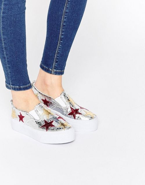 Bazár - Tornacipők nyárra - DIVAT&STÍLUS - Stílusiskola - bazár, cipők, divat, májusra ajánljuk, nyár, stílus, tavaszi divat, tornacipő, 