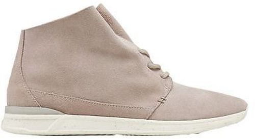 Bazár - Tornacipők nyárra - DIVAT&STÍLUS - Stílusiskola - bazár, cipők, divat, májusra ajánljuk, nyár, stílus, tavaszi divat, tornacipő, 