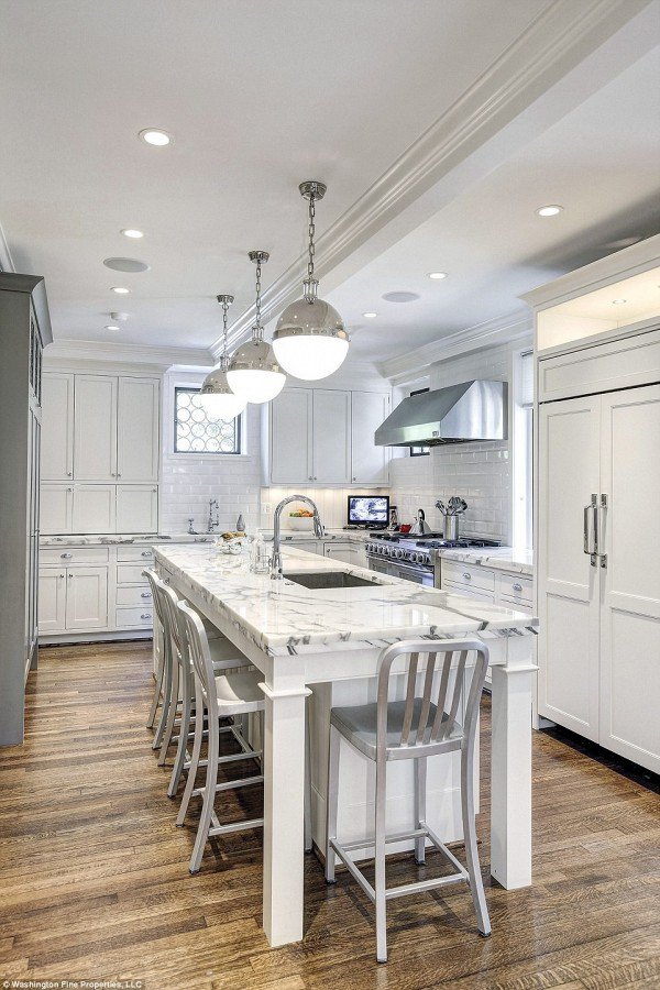 Az Obama család új otthona - STYLENEWS - Aktuális - design, júniusra ajánljuk, Obama, otthon, 