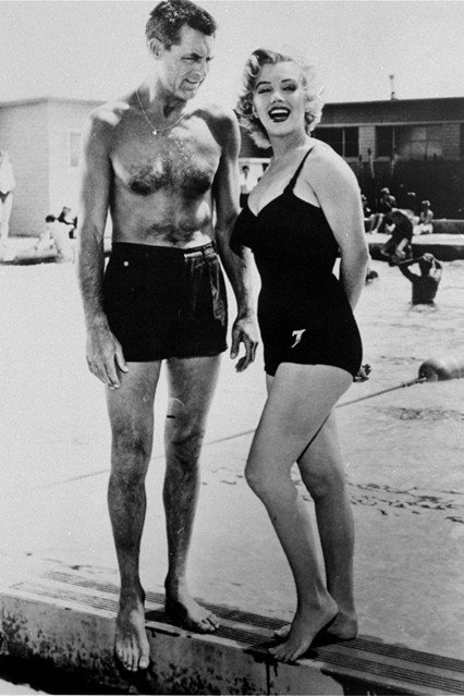 Csak egy kislány vagyok a nagyvilágban, aki próbál találni valakit, akit szerethet - Celebrity -  - arthur miller, cary grant, hollywood, joe dimaggio, júniusra ajánljuk, marilyn monroe, norma jeane, old hollywood, van aki forrón szereti, 