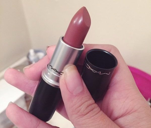 9+1 tény a sminkről, ami akkor is érvényes, ha nem hiszed el - SZÉPSÉG - Smink  - make up, rúzs, smink, szépség, tusvonal, tusvonal cellux, tusvonal húzás, tusvonal sablon, tusvonal tetoválás, tusvonalak, 