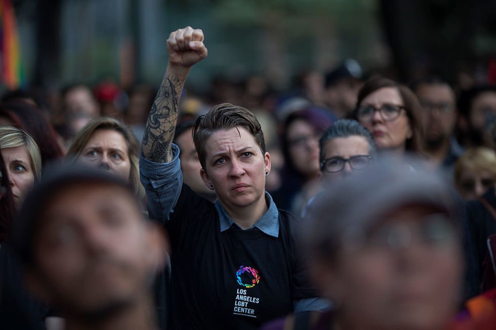 Az orlandói mészárlás emlékére - STYLENEWS - Aktuális - áldozat, franciaország, homofóbia, orlando, orlando lovoldozes, orlando shooting, orlando victims, párizs, terrorizmus, usa, 