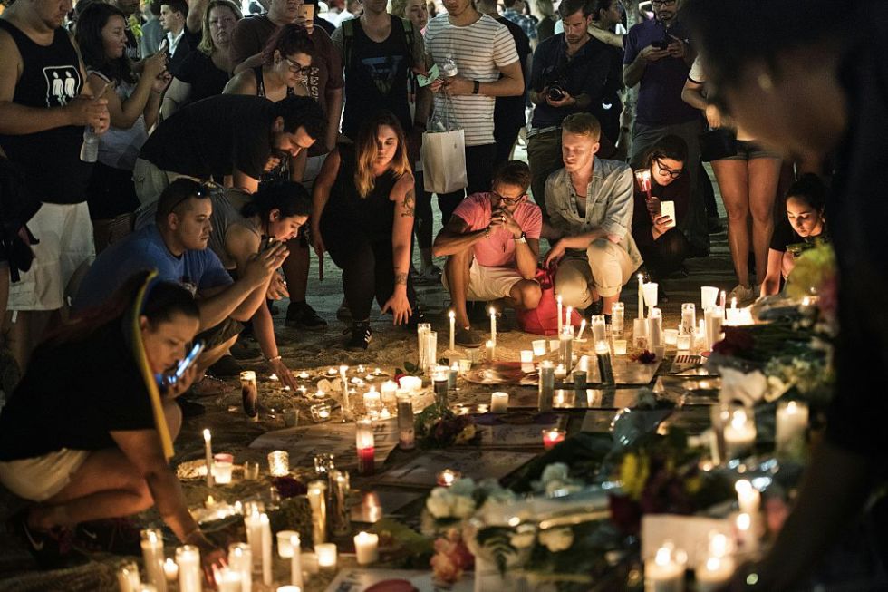Az orlandói mészárlás emlékére - STYLENEWS - Aktuális - áldozat, franciaország, homofóbia, orlando, orlando lovoldozes, orlando shooting, orlando victims, párizs, terrorizmus, usa, 
