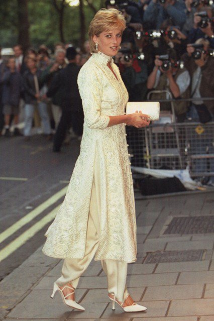 Örökké a Szívek királynője - Lady Diana ma volna 55 éves - Celebrity -  - anglia, diana francis spencer, erzsébet királynő, in memoriam, júliusra ajánljuk, károly herceg, lady di, lady diana, royal family, wales, 