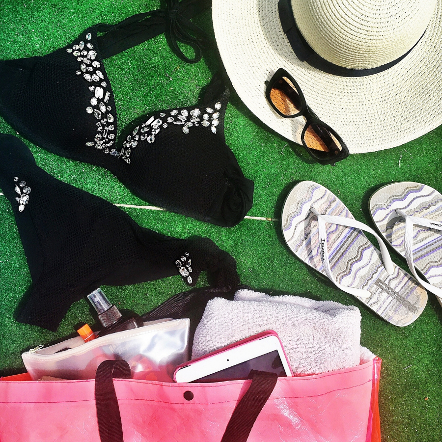 Strand Kisokos, avagy miket ne hagyj otthon, ha fürdőzni mész - STYLELIFE - Utazás - júliusra ajánljuk, nyár, strand kisokos, 