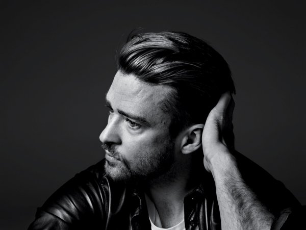 „A szív követelőző, akit akar, megszerzi. Ebben nincs logika. Találkozol valakivel, belezúgsz és véged.”- Híres emberek gondolatai a szerelemről - KERESD A NŐT  - Fesztelen mindennapok - idézetek, szerelem, sztárok, 