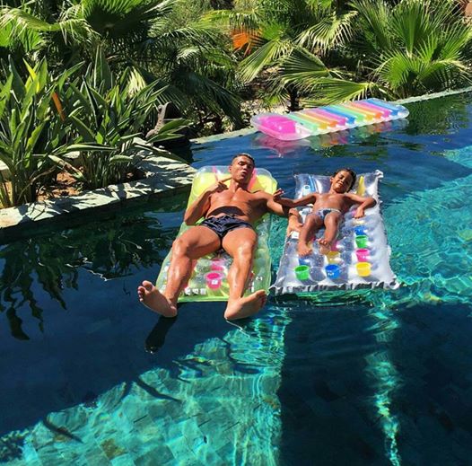 #Summer - Avagy így nyaralnak a hírességek - DIVAT&STÍLUS - Celebrity - 