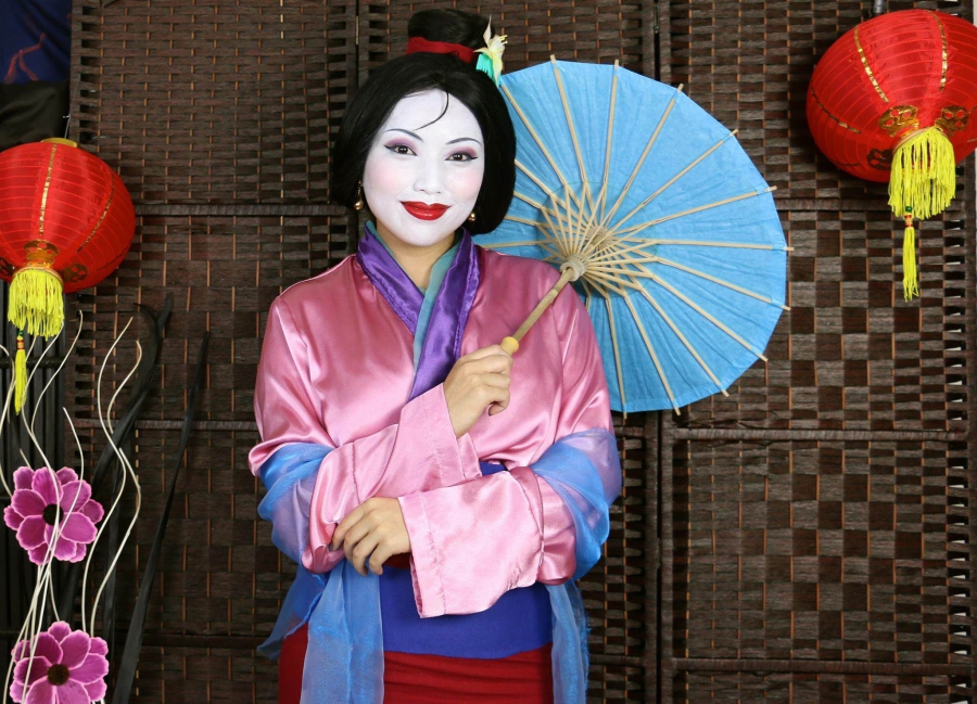 Promise Tamang, a beauty blogger, akit mindenképpen követned kell! - DIVAT&STÍLUS - Hírek  - promise tamang, smink, szépség, transzformáció, 