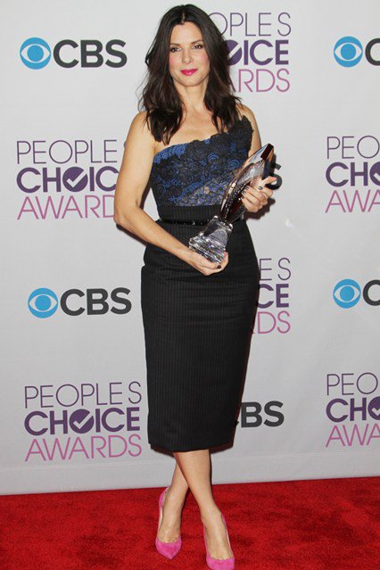 Mindenki kedvence - 52 fotó a ma 52 éves Sandra Bullockról - Celebrity -  - alexander mcqueen, celebrity, george clooney, gravitáció, oscar de la renta, ryan gosling, sandra bullock, 