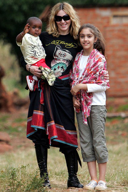 Provokatív. Pimasz. Profi. - Boldog születésnapot Madonna! - Celebrity -  - guy ritchie, madonna, madonna 2016, madonna frozen, madonna gyerekei, madonna vogue, 