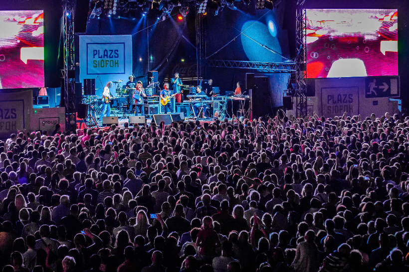 Hihetetlen: több mint 3 millió forintot gyűjtött a PLÁZS a beteg gyerekeknek - STYLENEWS - Rendezvények - jótékonyság, plázs siófok, 