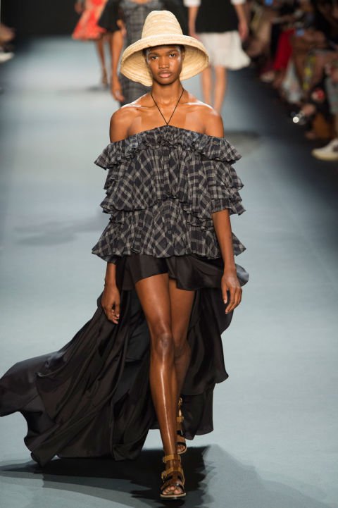 A legjobb outfitek a New York Fashion Weekről - DIVAT&STÍLUS - Hírek  - divat, new york fashion week, stílus, tavasz/nyár 2017, 