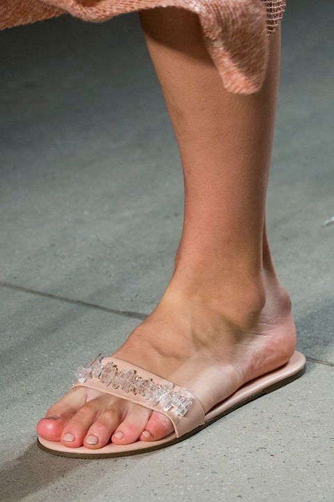 A legcoolabb cipők, táskák és kiegészítők a New York Fashion Weekről - DIVAT&STÍLUS - Hírek  - new york, new york fashion week, 