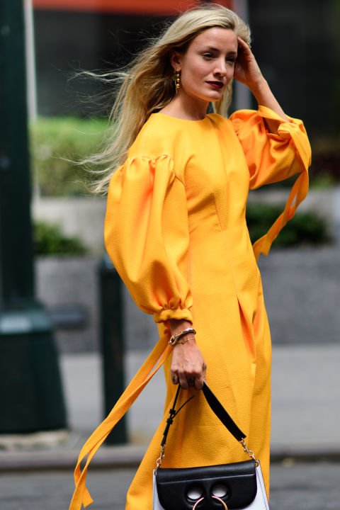 Az utca embere jobban fest, mint egy manöken - Őrült jó streetstyle outfiteket a New York Fashion Weekről - Stílusiskola -  - 