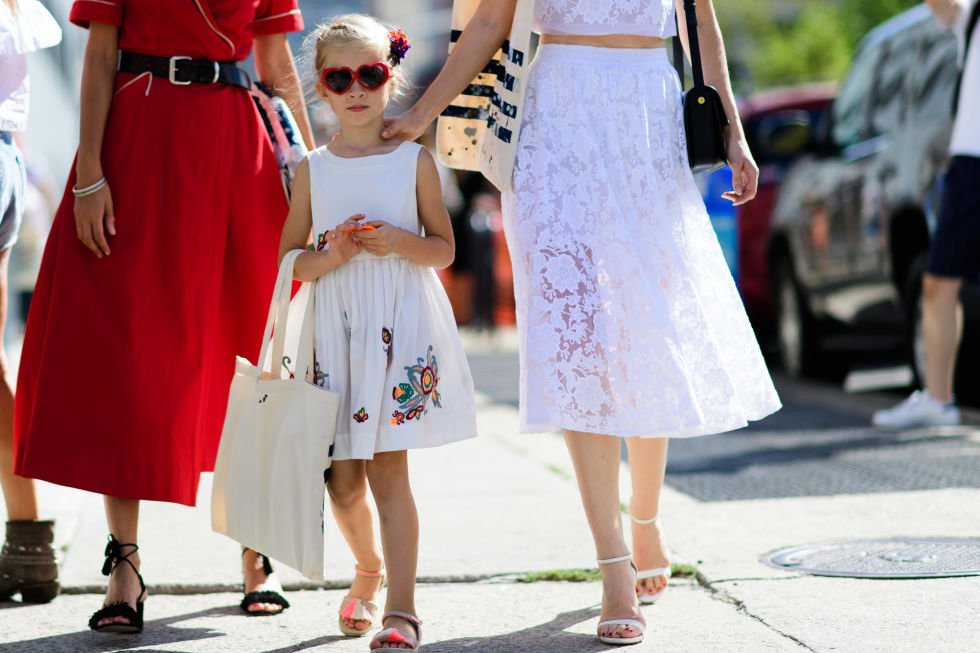 Az utca embere jobban fest, mint egy manöken - Őrült jó streetstyle outfiteket a New York Fashion Weekről - Stílusiskola -  - fashion week, new york, outfit, outfit 2016, outfit ideas, outfitek, outfits, stílus, streetstyle, 