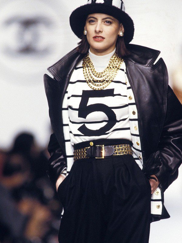 A Chanel klasszikusai: 10 alapdarab, amelyet minden nő szívesen hordana - DIVAT&STÍLUS - Hírek  - Chanel, őszi divat, stílus, 