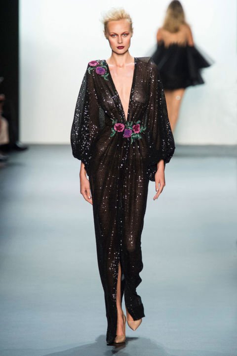 14 legszebb estélyi ruha a New York Fashion Weekről - DIVAT&STÍLUS - Hírek  - estélyi ruha, kifutó, stílus, tavasz/nyár 2017, 