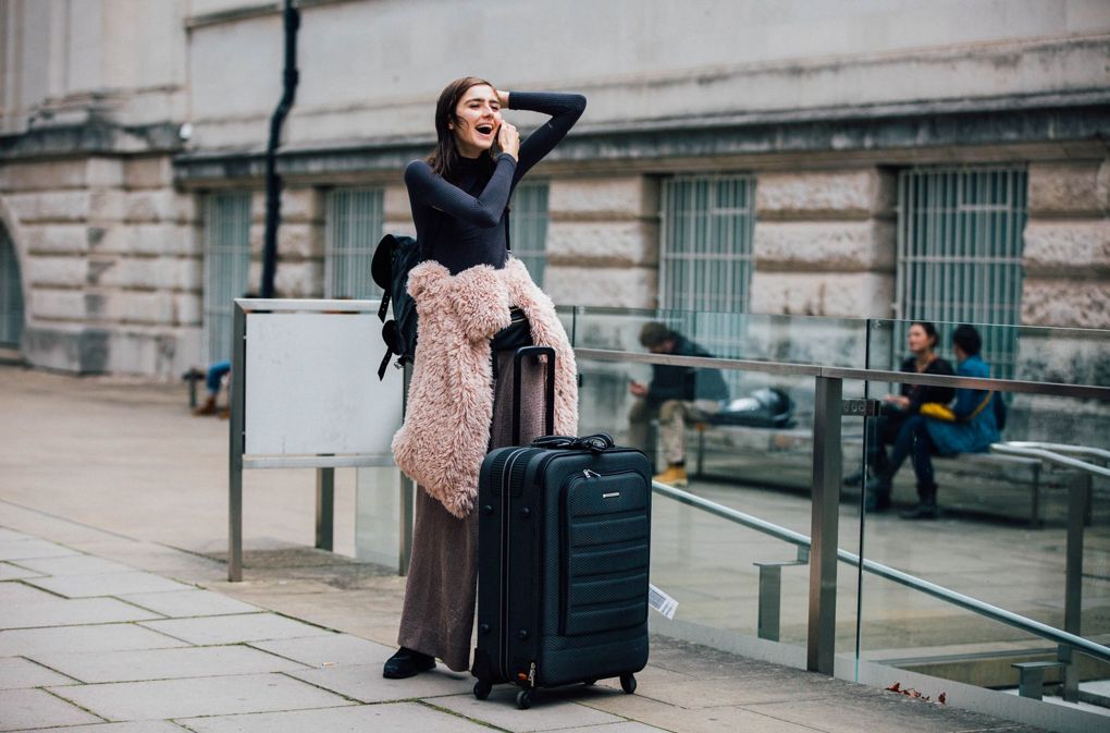 Az ultrasikkes londoniak - London Fashion Week utcai stíluskörkép - DIVAT&STÍLUS - Stílusiskola - london, londoni divathét, streetstyle at.com, 