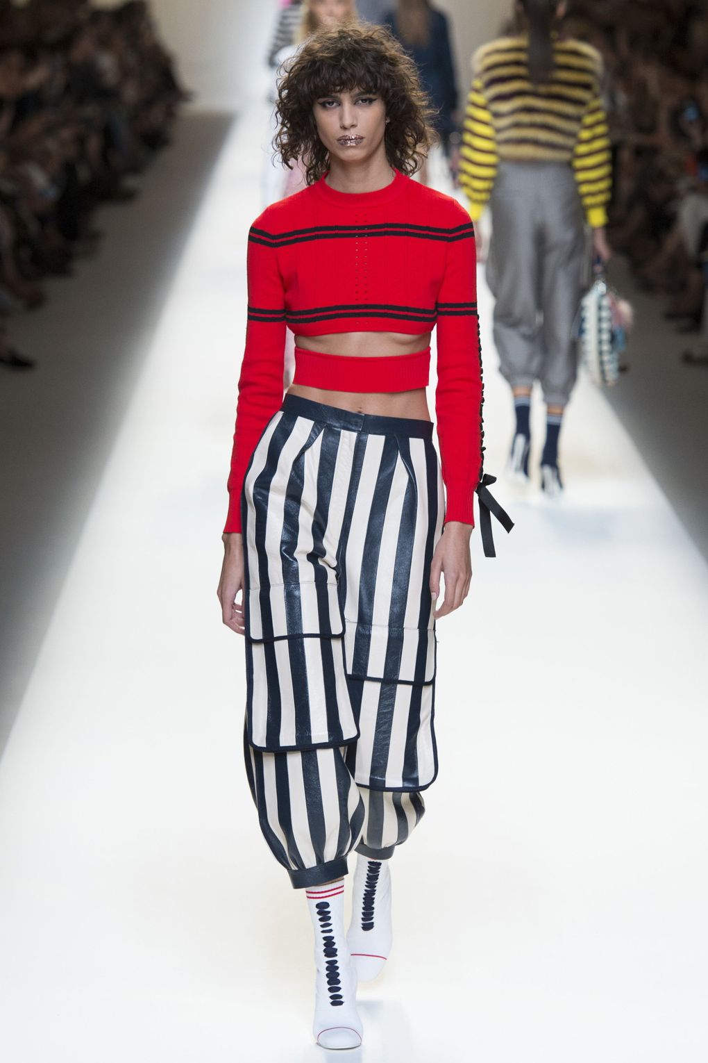 30 legcoolabb outfit, amit látnod kell a Milánói Divathétről - DIVAT&STÍLUS - Stílusiskola - milánó, milánói divathét, tavasz/nyár 2017, 