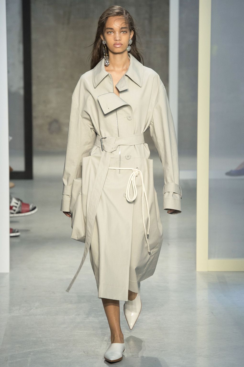 30 legcoolabb outfit, amit látnod kell a Milánói Divathétről - DIVAT&STÍLUS - Stílusiskola - milánó, milánói divathét, tavasz/nyár 2017, 