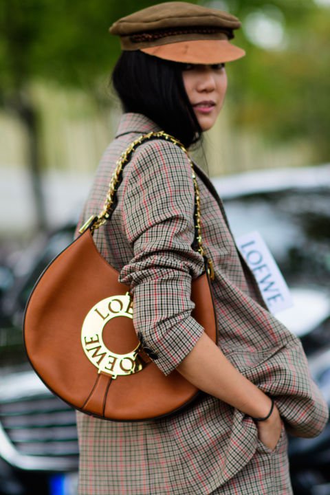 Párizs örökre a divat szerelmeseinek városa marad. Meg a fényé! - DIVAT&STÍLUS - Stílusiskola - párizs, párizsi divathét, streetstyle, 