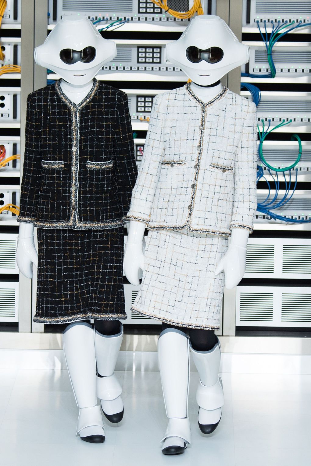 Párizsban járt a nyár - DIVAT&STÍLUS - Hírek  - balenciaga, chanel, fashion week, párizs, tavasz/nyár2017, 