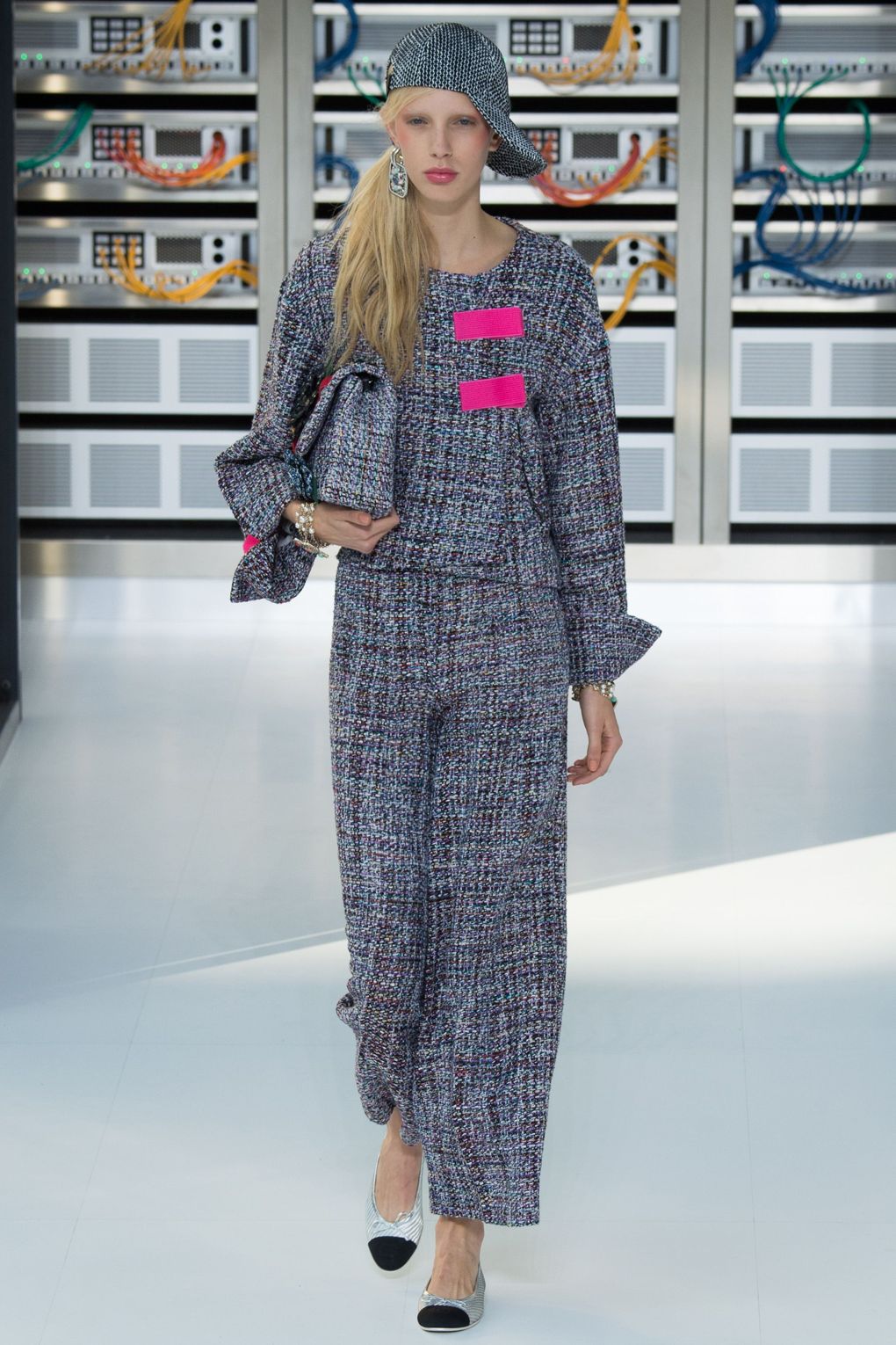 Párizsban járt a nyár - DIVAT&STÍLUS - Hírek  - balenciaga, chanel, fashion week, párizs, tavasz/nyár2017, 