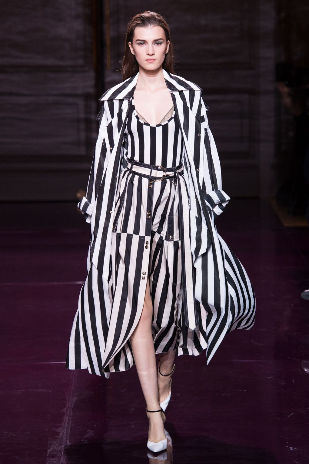 Párizsban járt a nyár - DIVAT&STÍLUS - Hírek  - balenciaga, chanel, fashion week, párizs, tavasz/nyár2017, 