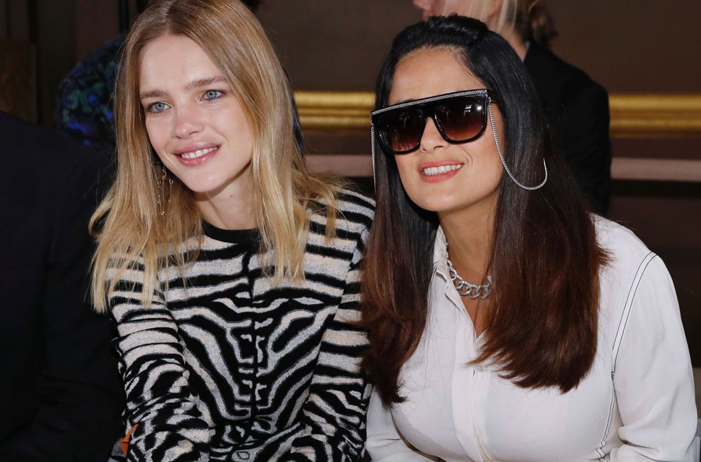 Párizs. Első sor. - Celebrity -  - celebrity, fashion party, fashion week, párizs, 