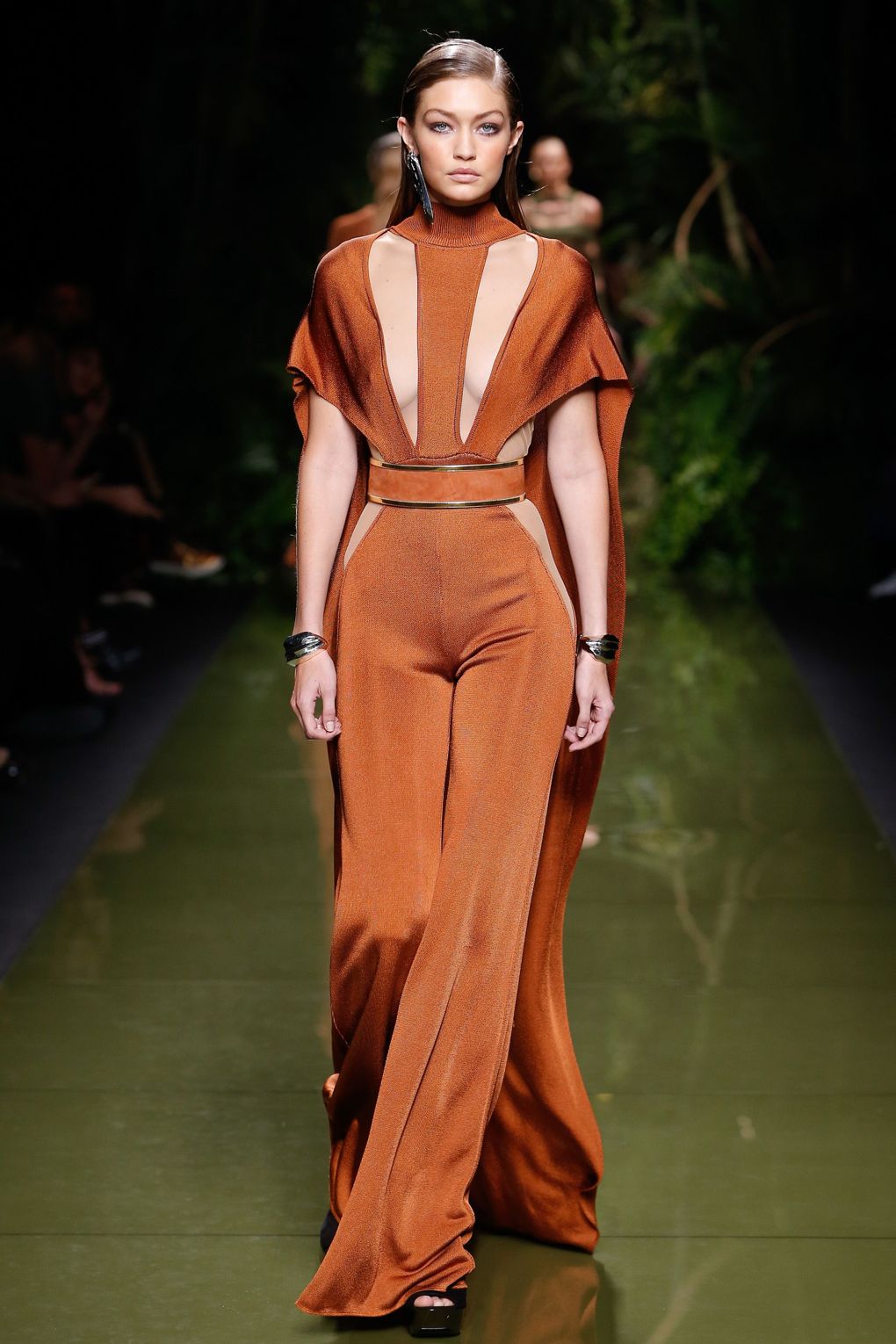 Az egész Balmain kollekció úgy csúcs, ahogy van - DIVAT&STÍLUS - Stílusiskola - balmain, paris, paris fashion week, spring/summer2017, 