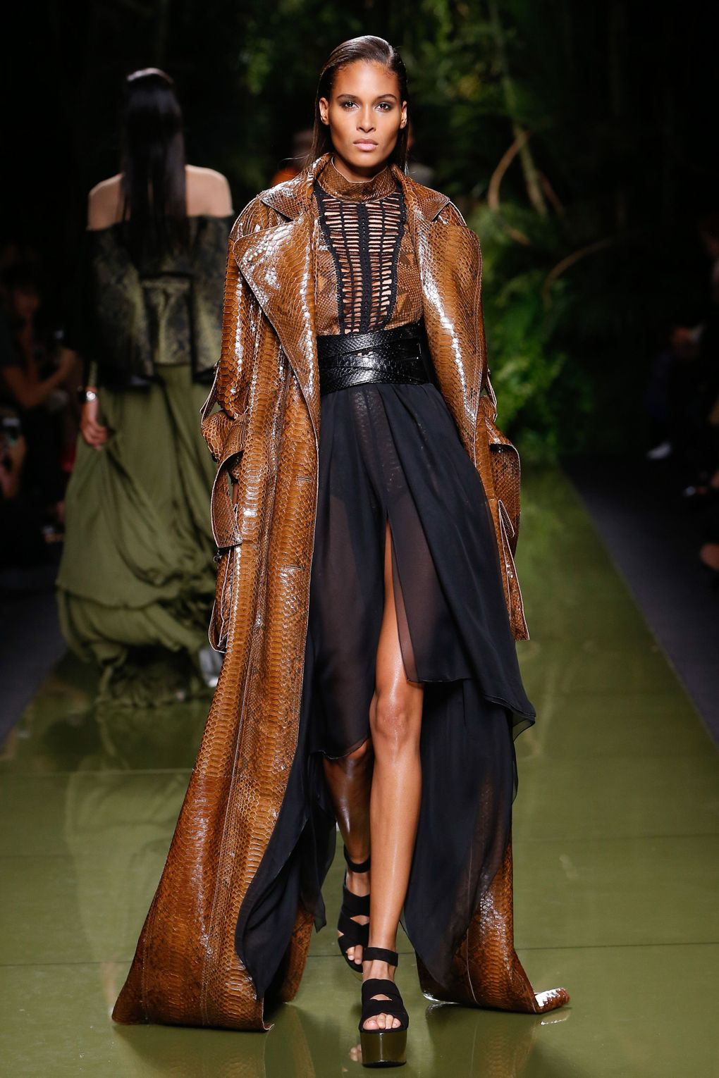 Az egész Balmain kollekció úgy csúcs, ahogy van - DIVAT&STÍLUS - Stílusiskola - 