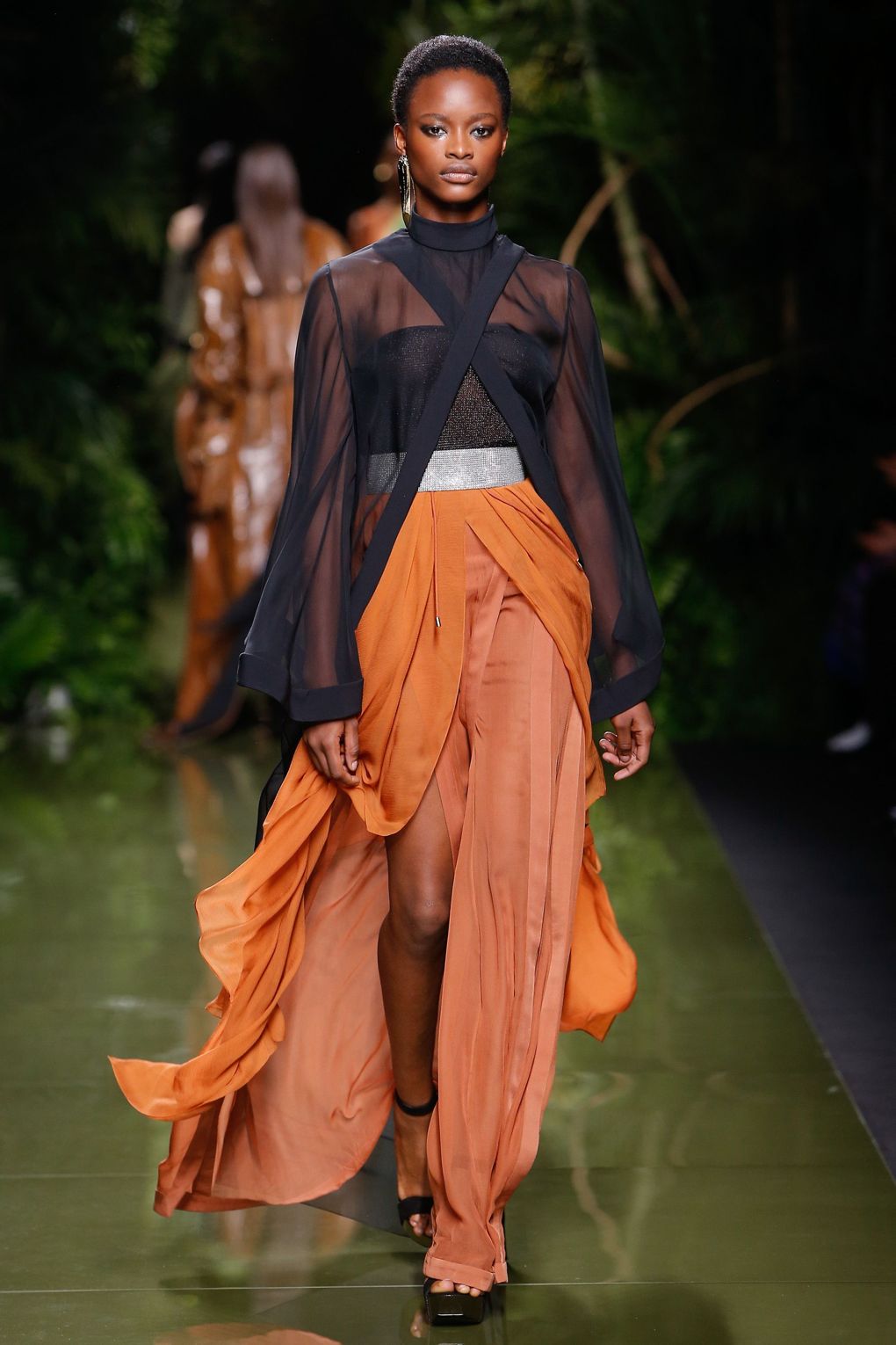 Az egész Balmain kollekció úgy csúcs, ahogy van - DIVAT&STÍLUS - Stílusiskola - 