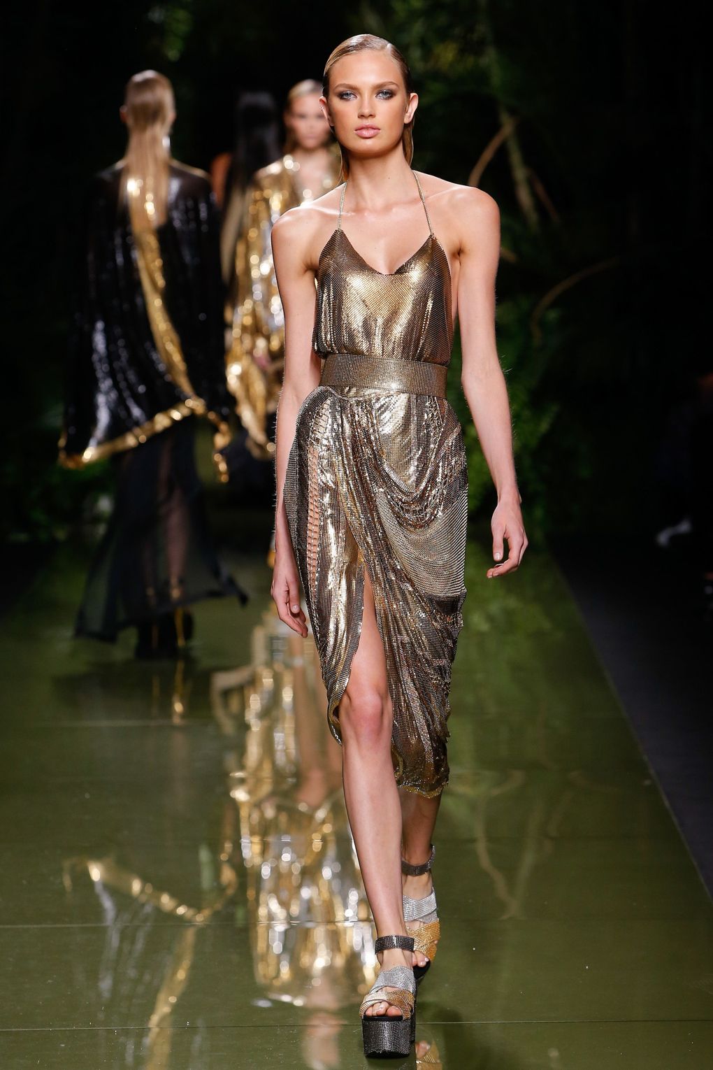 Az egész Balmain kollekció úgy csúcs, ahogy van - DIVAT&STÍLUS - Stílusiskola - 